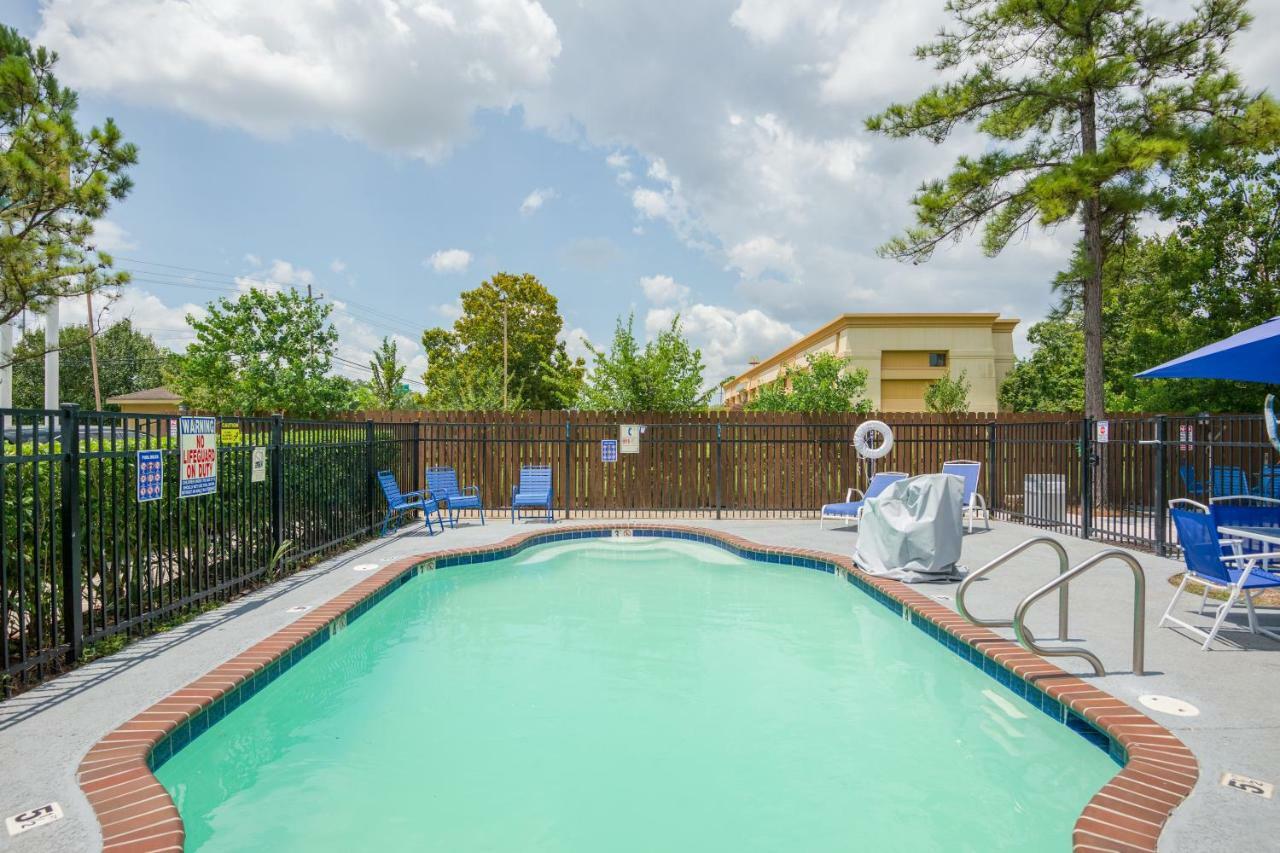 Prairieville Trident Inn & Suites, Baton Rouge (Adults Only) מראה חיצוני תמונה