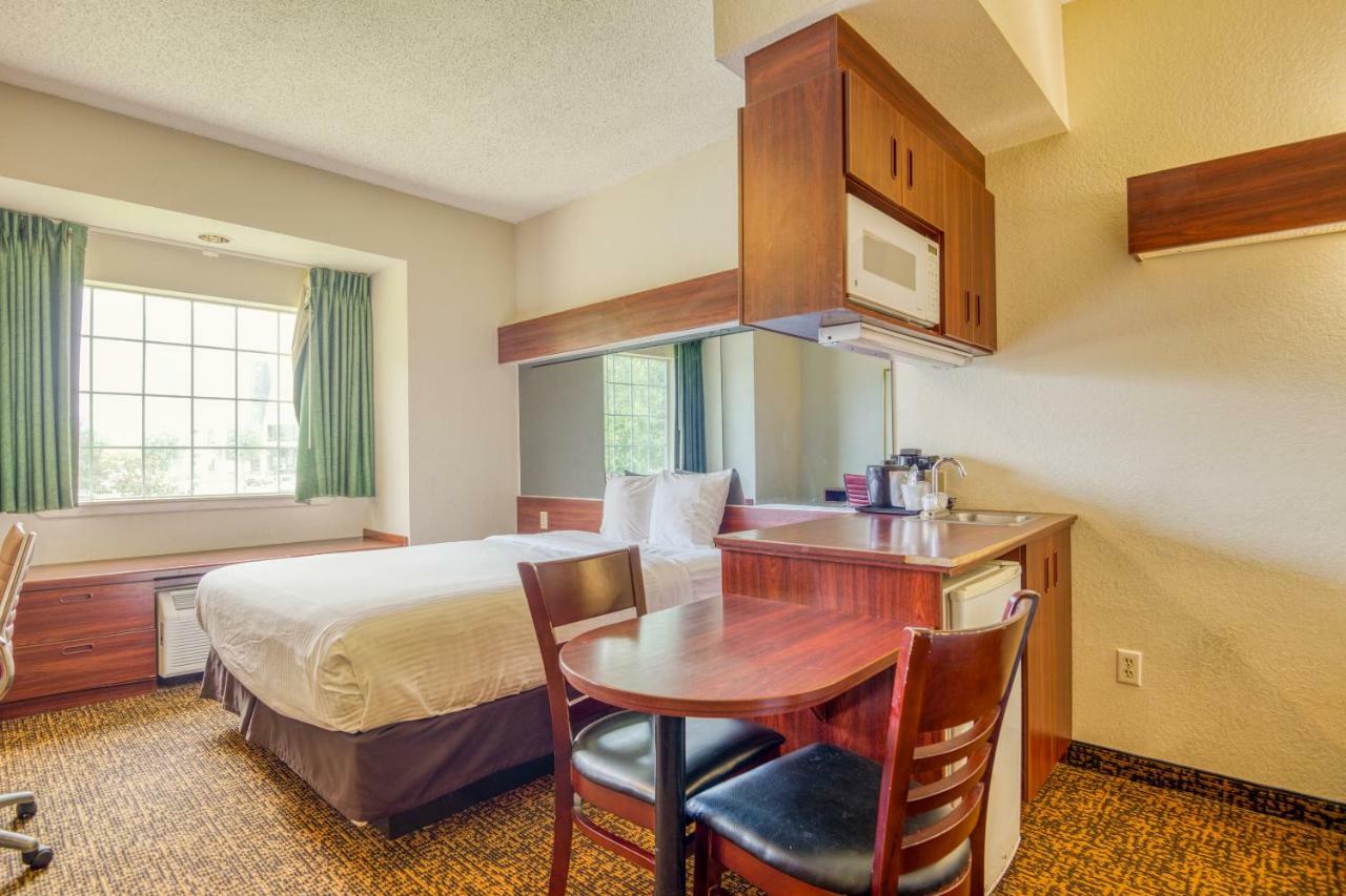 Prairieville Trident Inn & Suites, Baton Rouge (Adults Only) מראה חיצוני תמונה